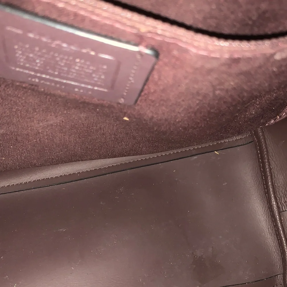 Coach Black Pebbled Leather Tote with Gold Logo - Picture 9 of 9